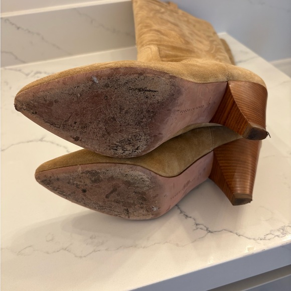 Veronica Beard Ballon Tan Knee-High Suede Boots - size 8 - Picture 4 of 7